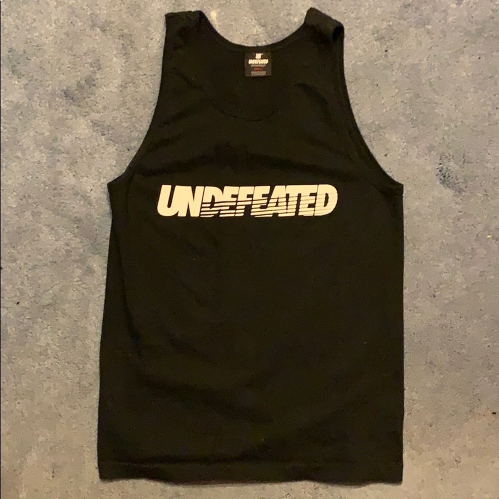 Undefeated black tank top